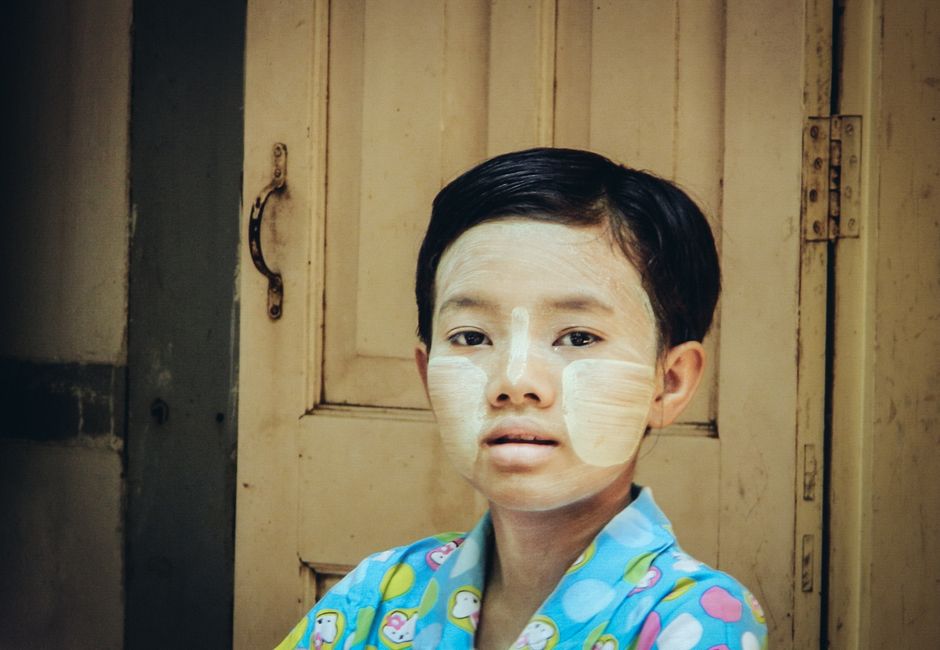 Aung San Suu Kyi photos raise questions about Myanmar junta's motives