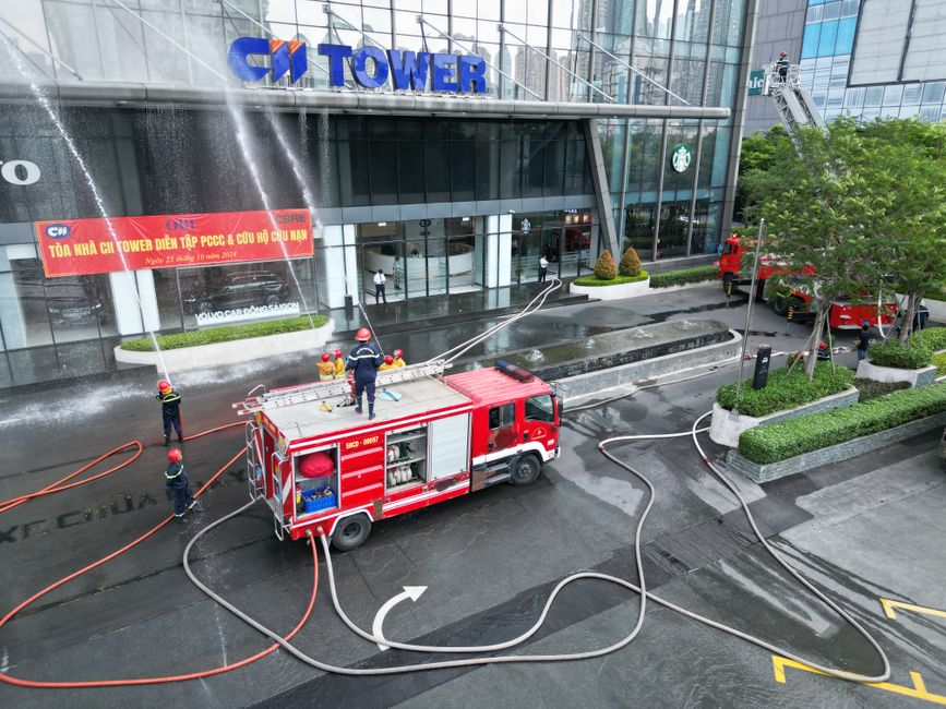 Bangkok Pub Fire Kills at Least 27 People in Early Morning Blaze