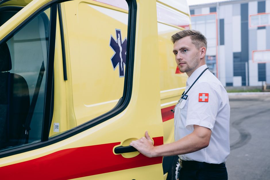 Canberra Paramedics Injured by Violence Every Two Days, Ambulance Chief Warns