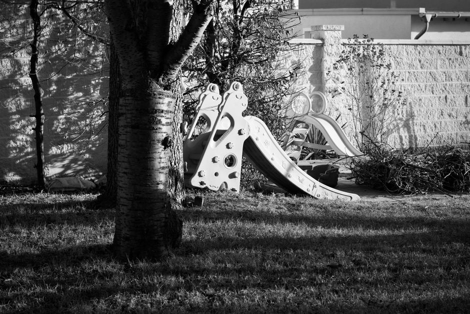 Children's slide at Appin's new Toggerai Park sealed shut after man hospitalised with leg injury