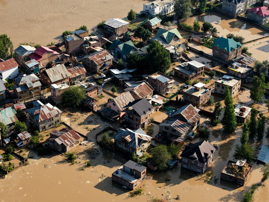 Nepal faces rebuilding of 20,000 homes as flood death toll hits 1,252 and thousands remain missing