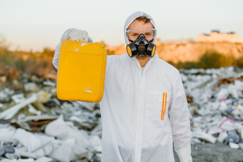Perth council given 30 days to address toxic liquid build-up at Tamala Park