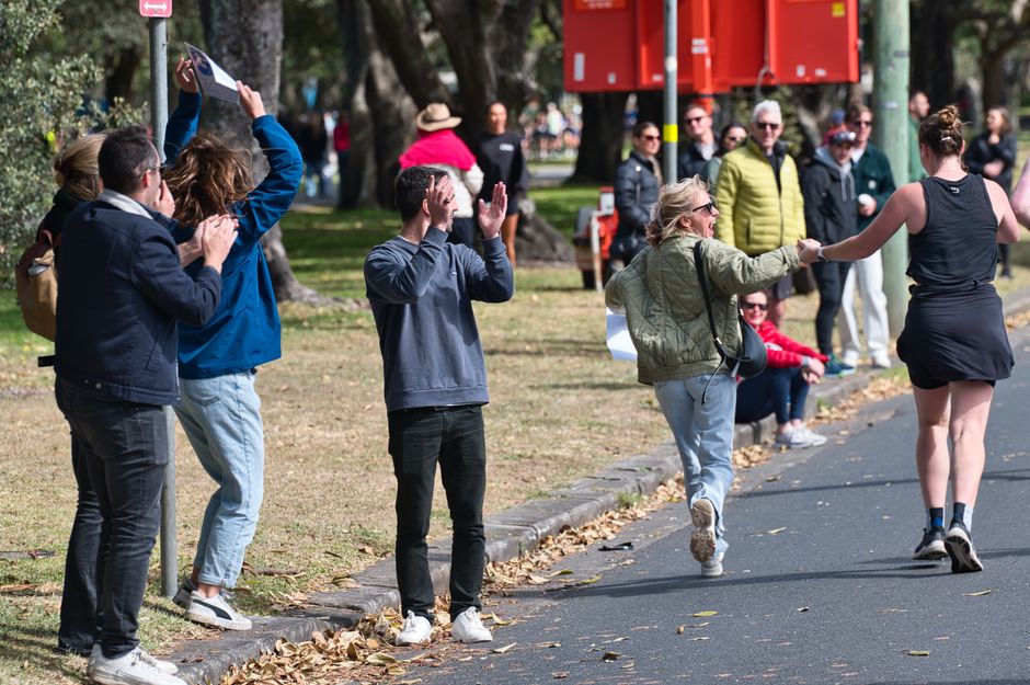 Runner Abby Seaman hits 10km mark with 30 kilometres still to go
