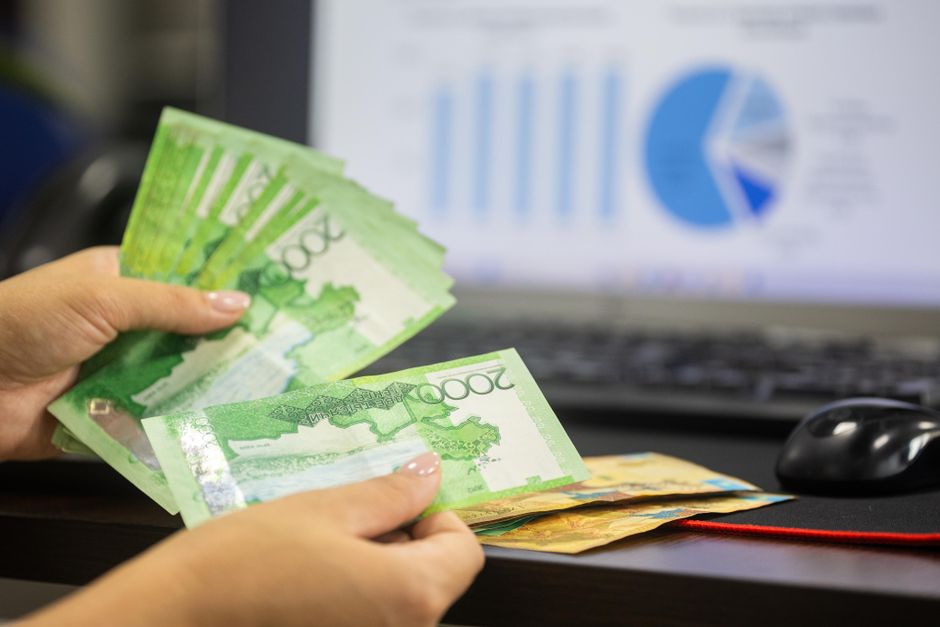 Where Does Australia's Printed Cash Actually Go? Billions Remain Unaccounted For