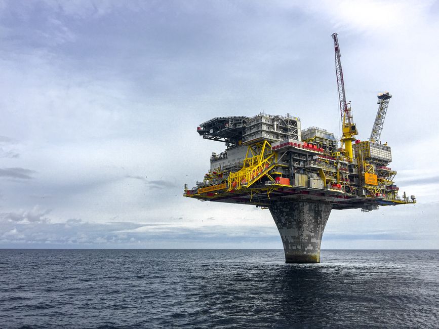 Widow fights for answers over FIFO husband's death on INPEX offshore gas plant