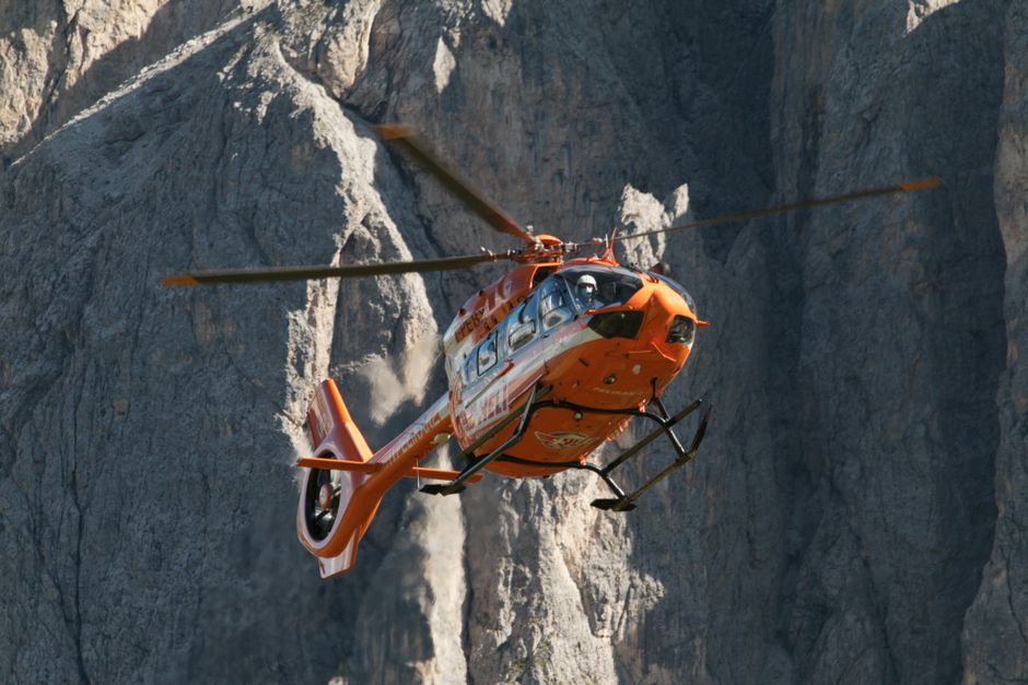 Woman Winched to Safety After 10-Metre Cliff Fall at Waikerie's Rotary Cliff Top Walk